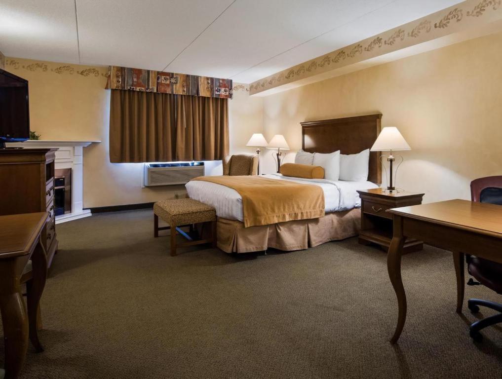 Best Western Plus Orillia Hotel المظهر الخارجي الصورة